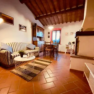 Casina Del Fabbro Appartamento Montescudaio